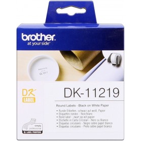 Brother DK11219 - Etiquetas Originales Precortadas Circulares - 12 mm de Diametro - 1200 Unidades - Texto negro sobre fondo blan